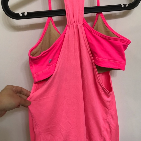 Lululemon - Picture 3 of 3